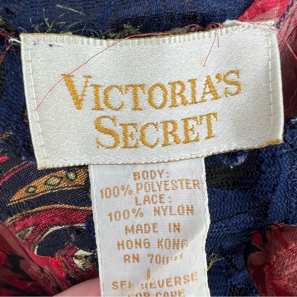 Victoria’s Secret Gold Label Vintage Floral Rose Lingerie and‎ Bathrobe - Picture 9 of 16